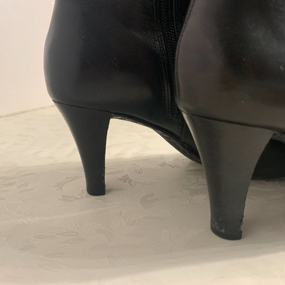 Ankle boots - Size 7M - Picture 9 of 9